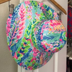 NWT Lilly Pulitzer Catch The Wave Beach Hat